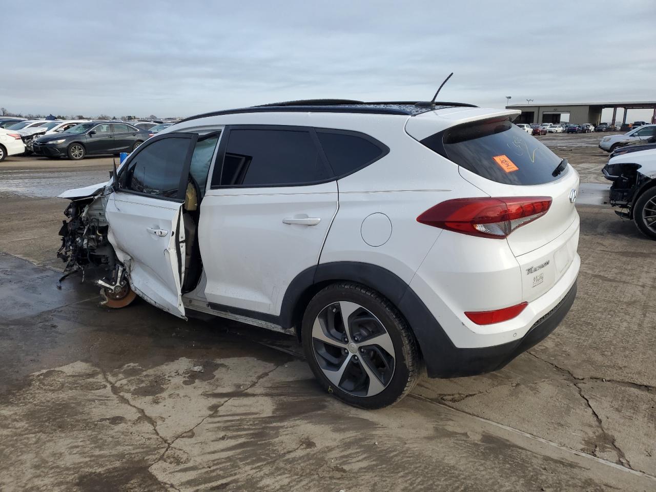 VIN KM8J33A20HU580069 2017 HYUNDAI TUCSON no.2