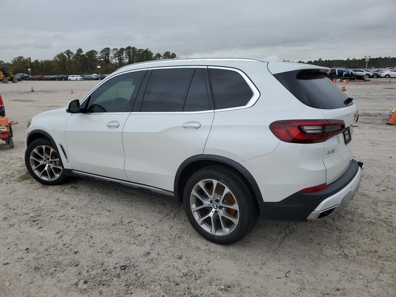 2020 BMW X5 - Image 2