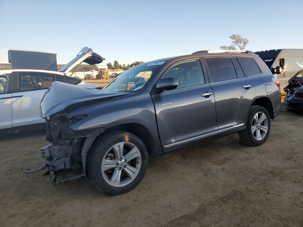 2012 Toyota Highlander - Image 1