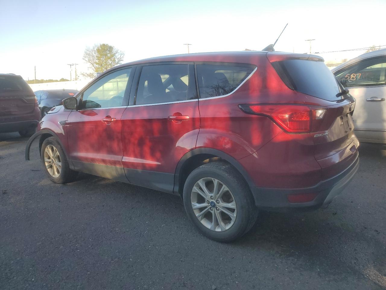 2019 Ford Escape - Image 2