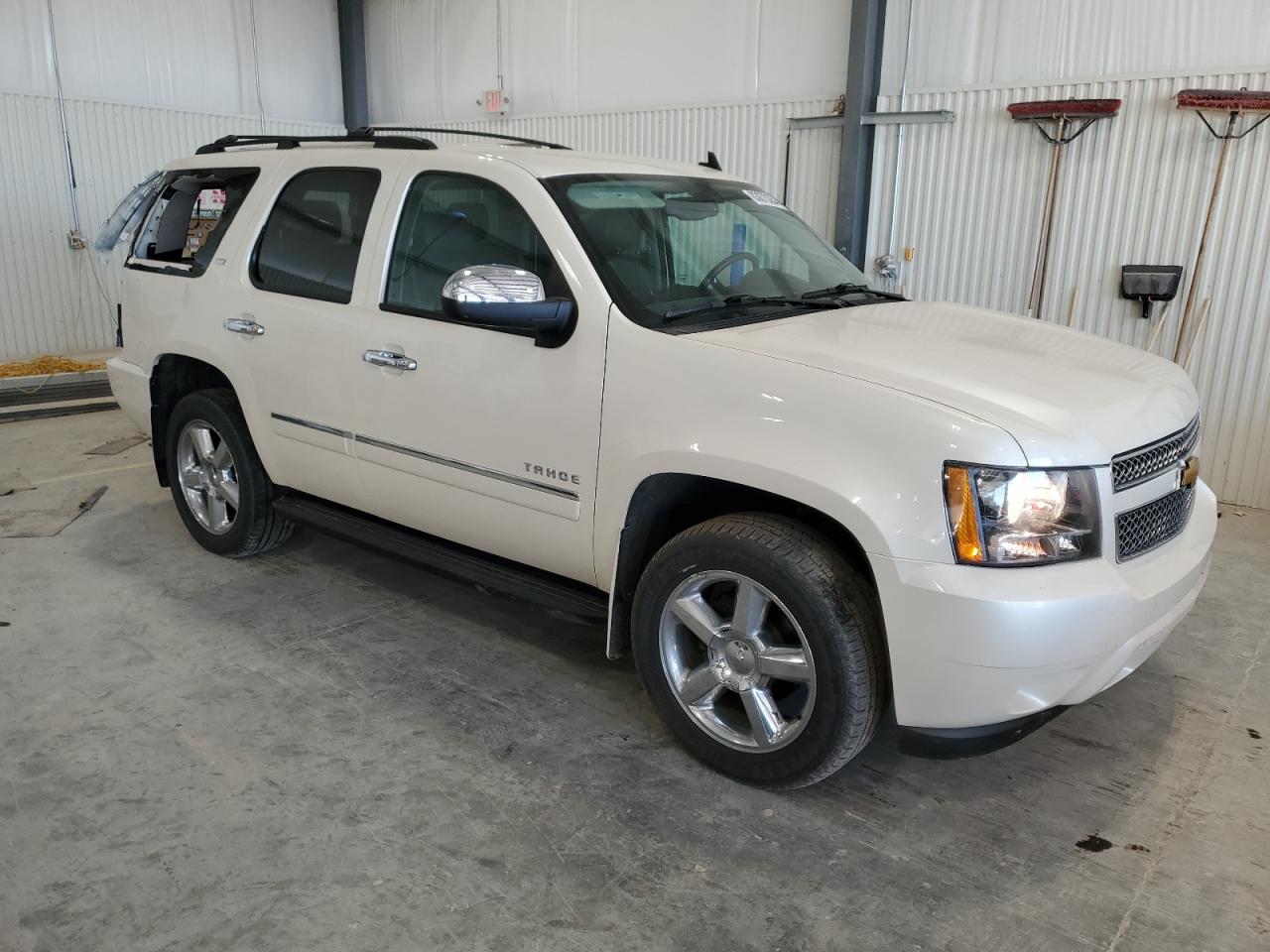 2013 Chevrolet Tahoe - Image 4