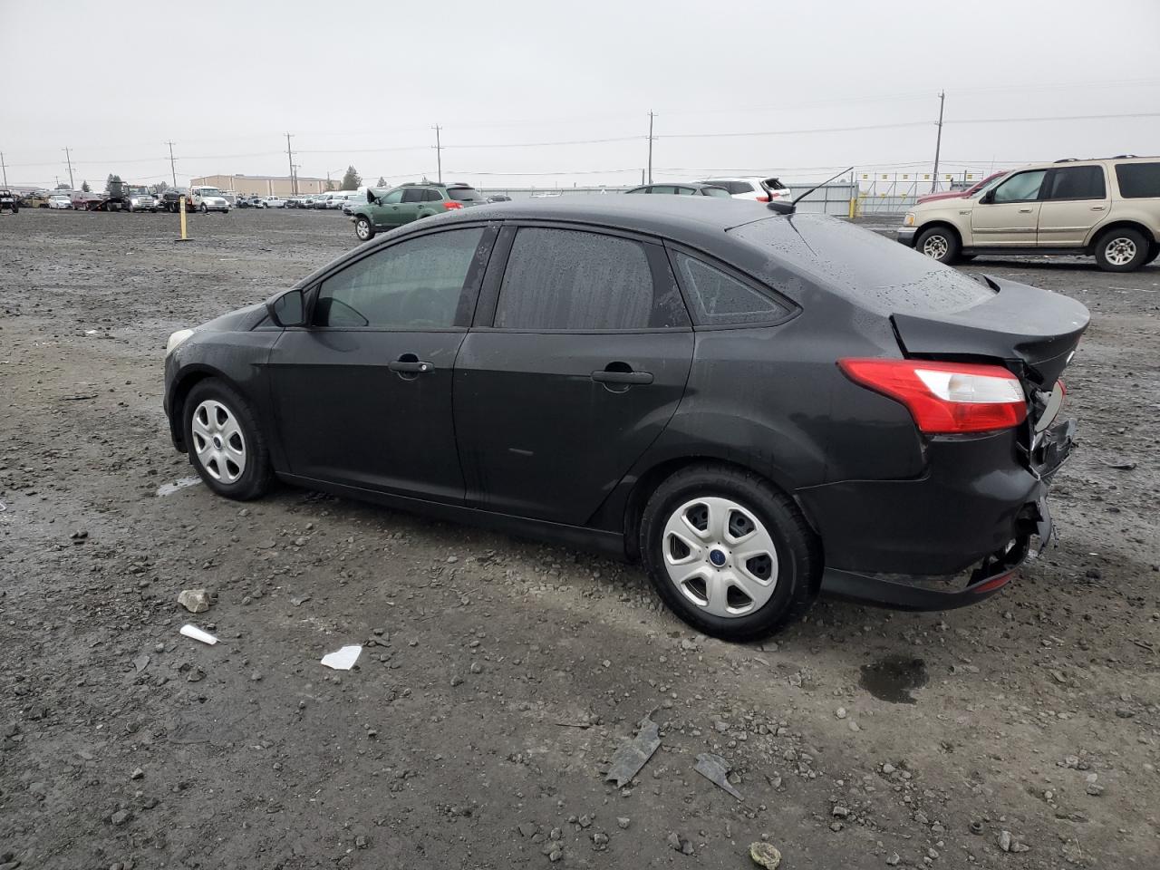 VIN 1FADP3E24EL405136 2014 FORD FOCUS no.2