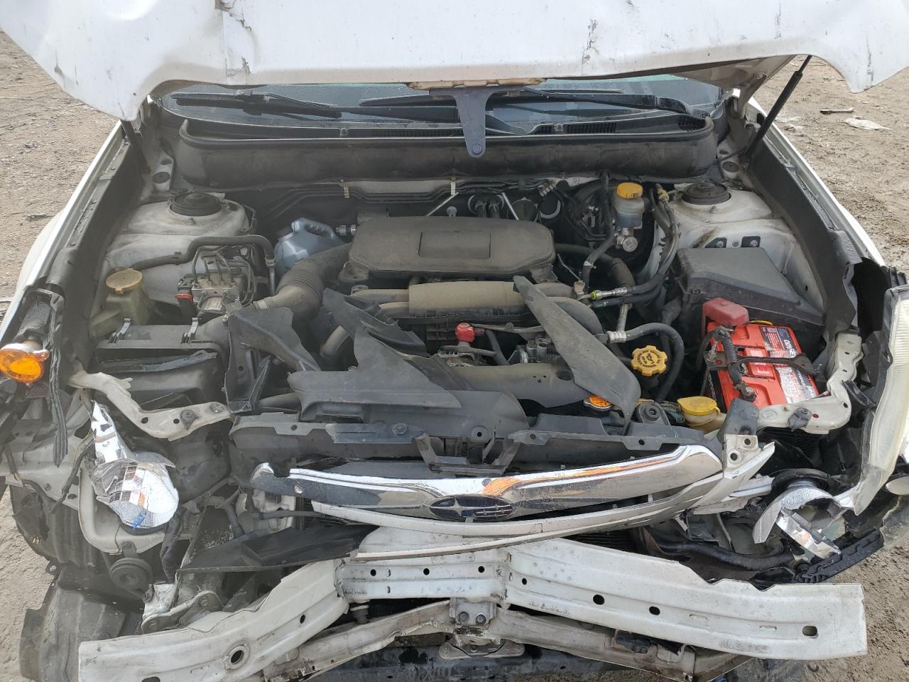 2010 Subaru Outback - Image 12