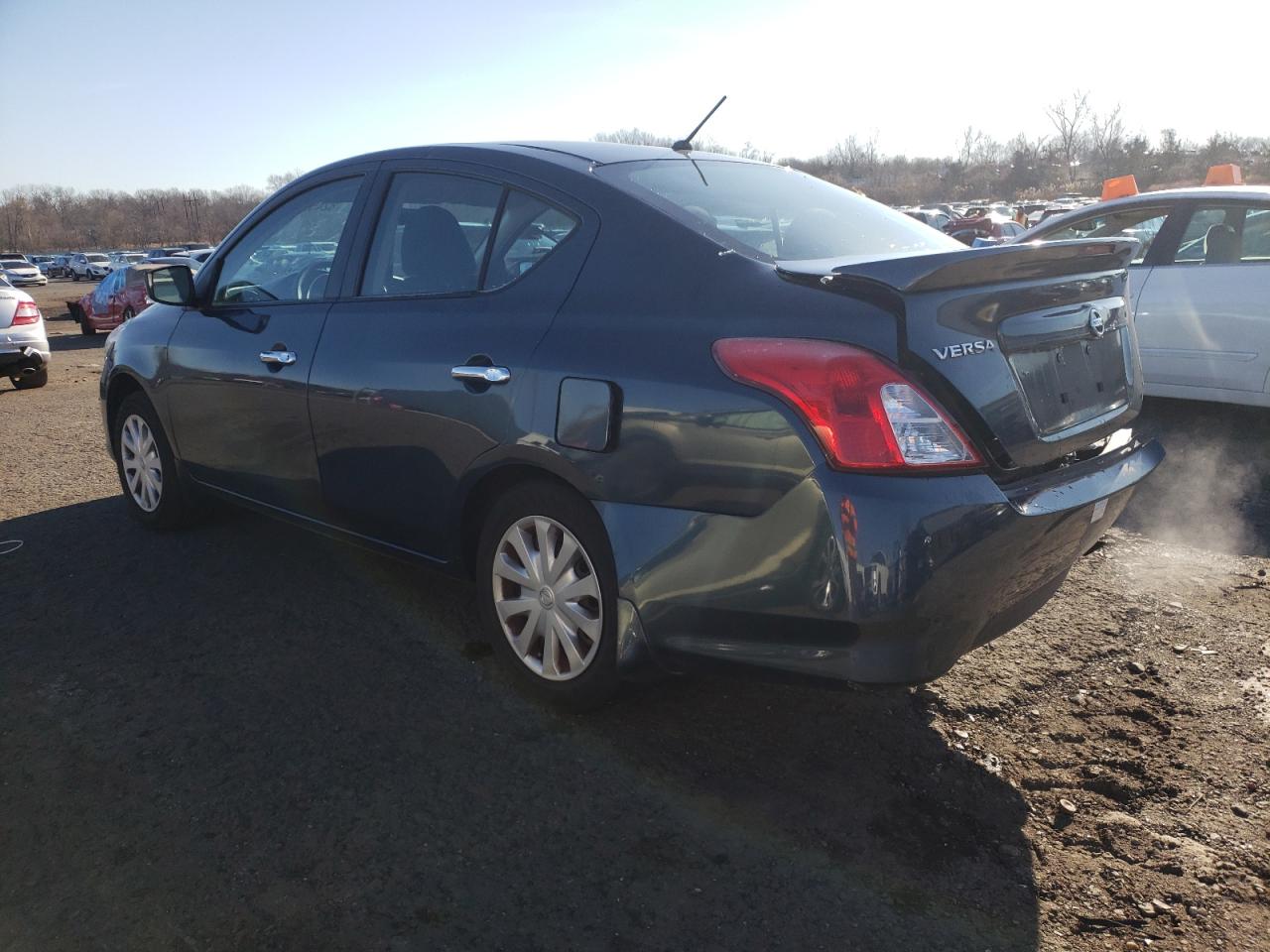 VIN 3N1CN7AP2FL936705 2015 NISSAN VERSA no.2