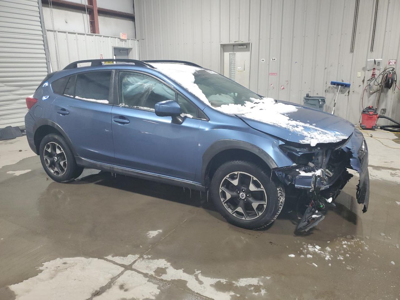 VIN JF2GTACC2JH253665 2018 SUBARU CROSSTREK no.4