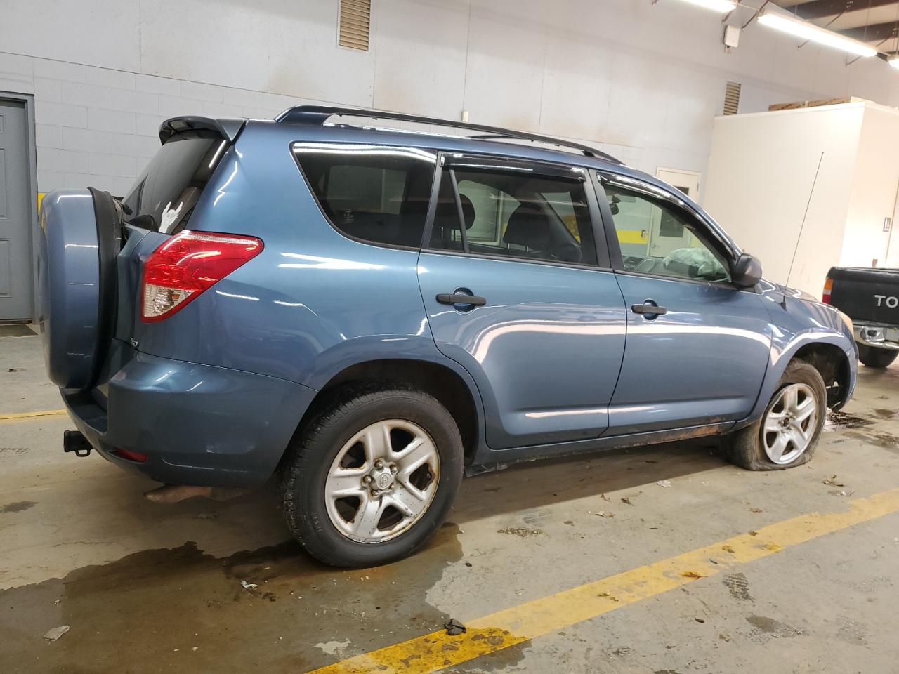 2008 Toyota RAV 4 - Image 3