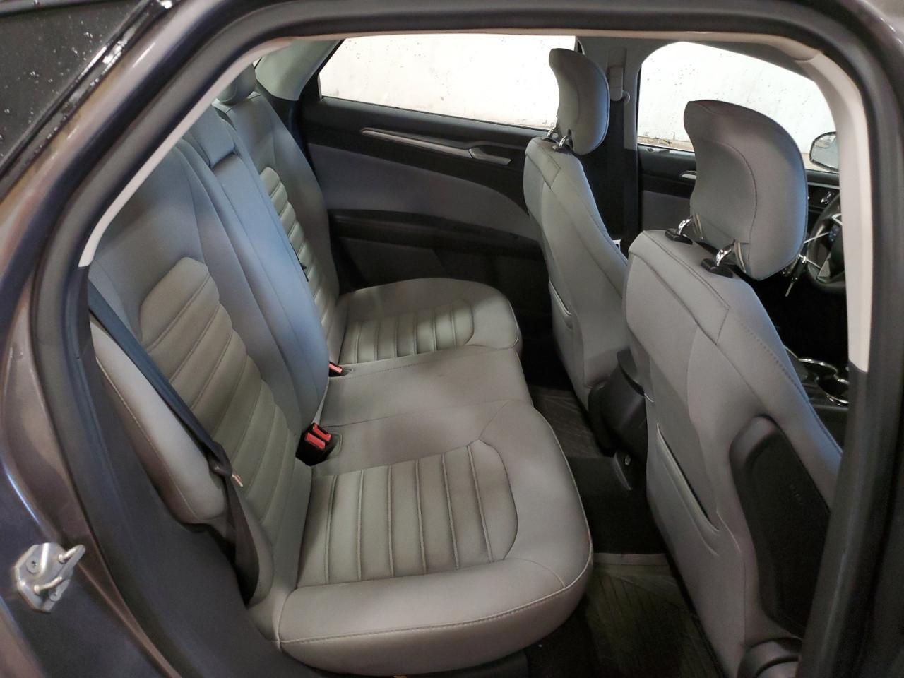 2014 Ford Fusion - Image 10