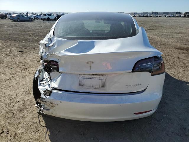  TESLA MODEL 3 2022 Белы