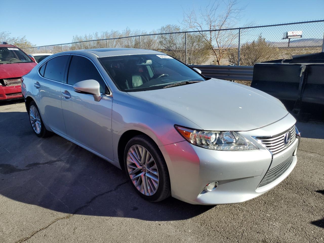 VIN JTHBK1GG1D2028426 2013 LEXUS ES350 no.4