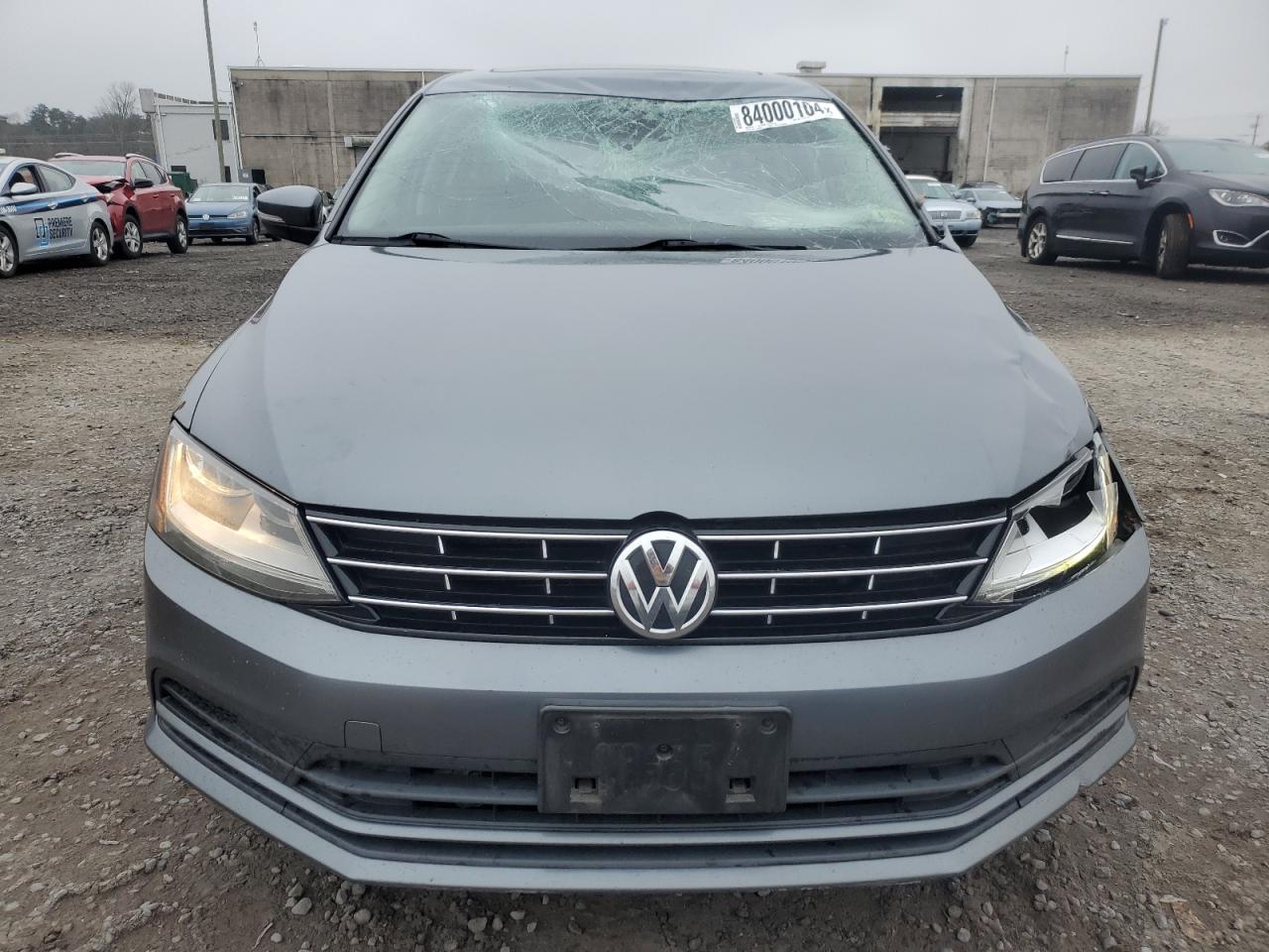 2018 Volkswagen Jetta - Image 5