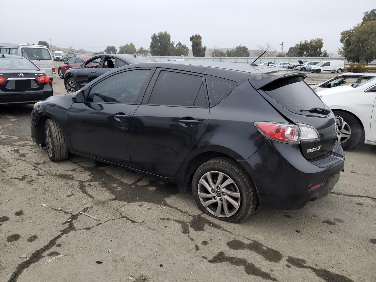 VIN JM1BL1LPXD1830841 2013 MAZDA 3 no.2