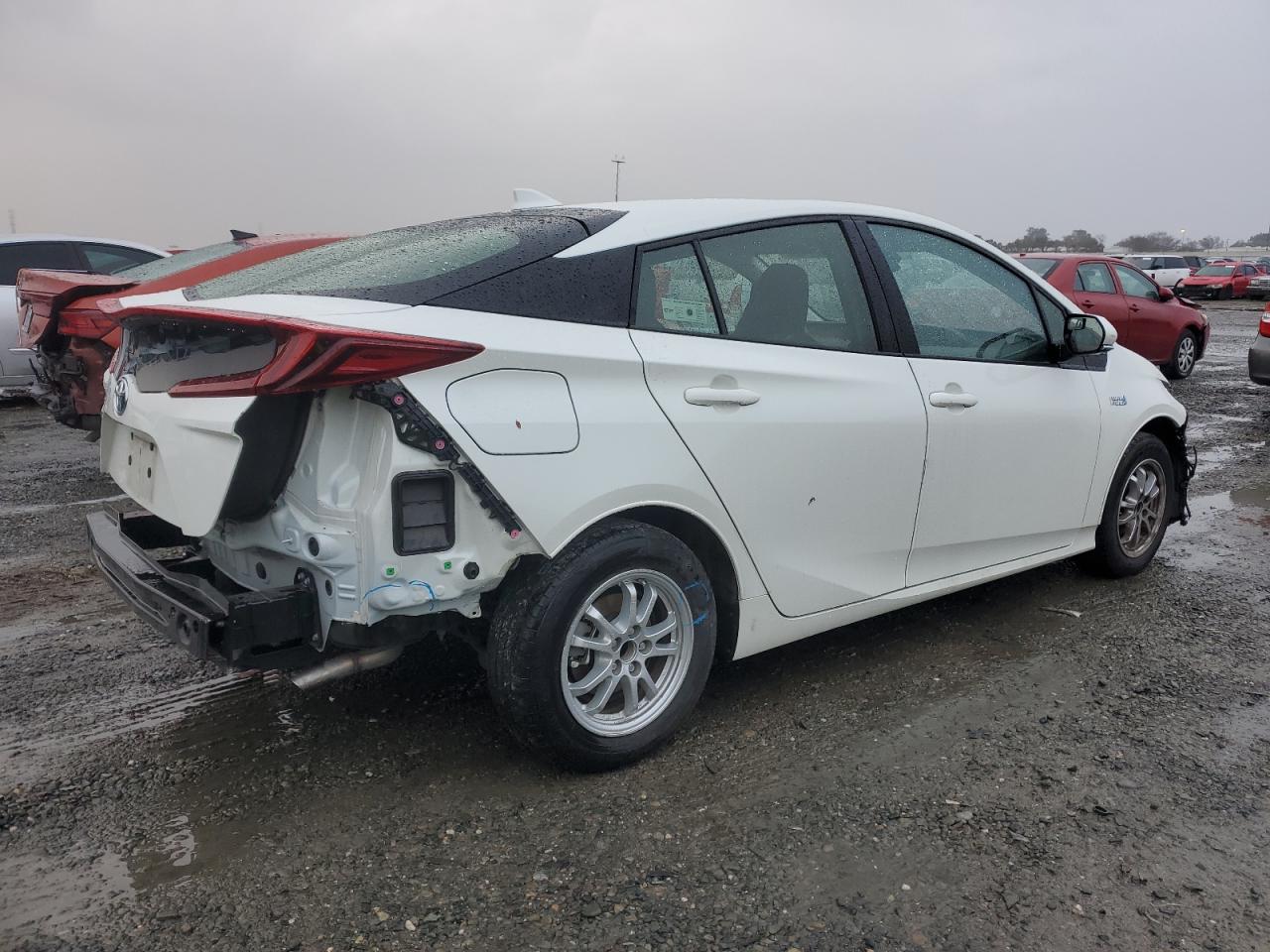 VIN JTDKARFP8H3004757 2017 TOYOTA PRIUS no.3