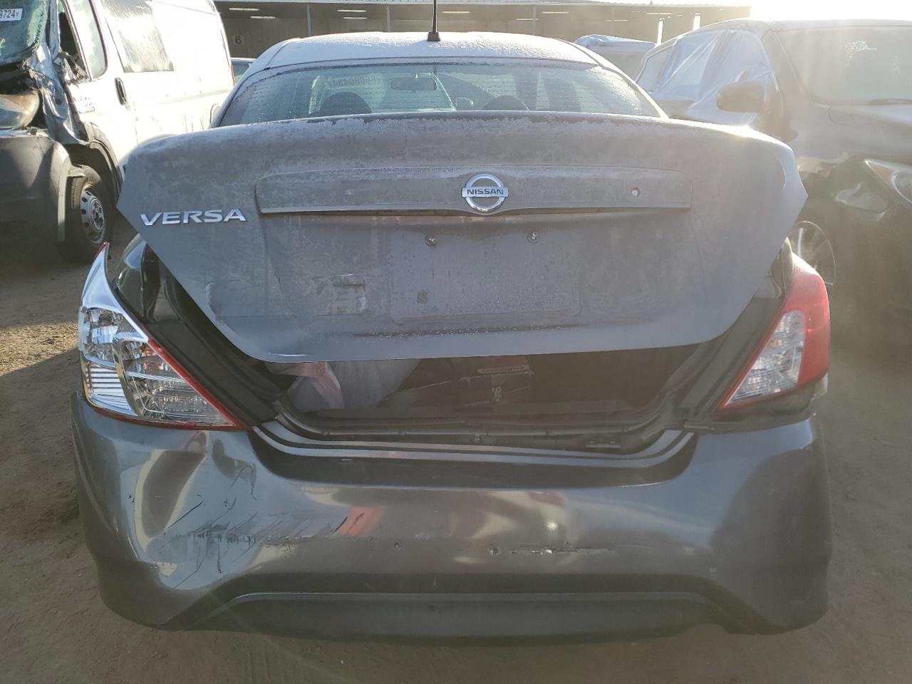 VIN 3N1CN7AP3GL905366 2016 NISSAN VERSA no.6