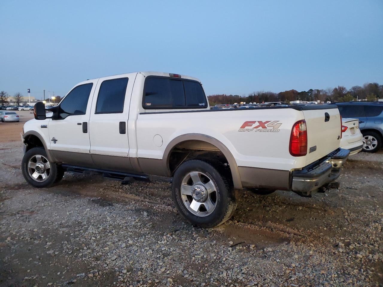 2005 Ford F250 Super Duty VIN: 1FTSW21PX5EA78374 Lot: 83701854