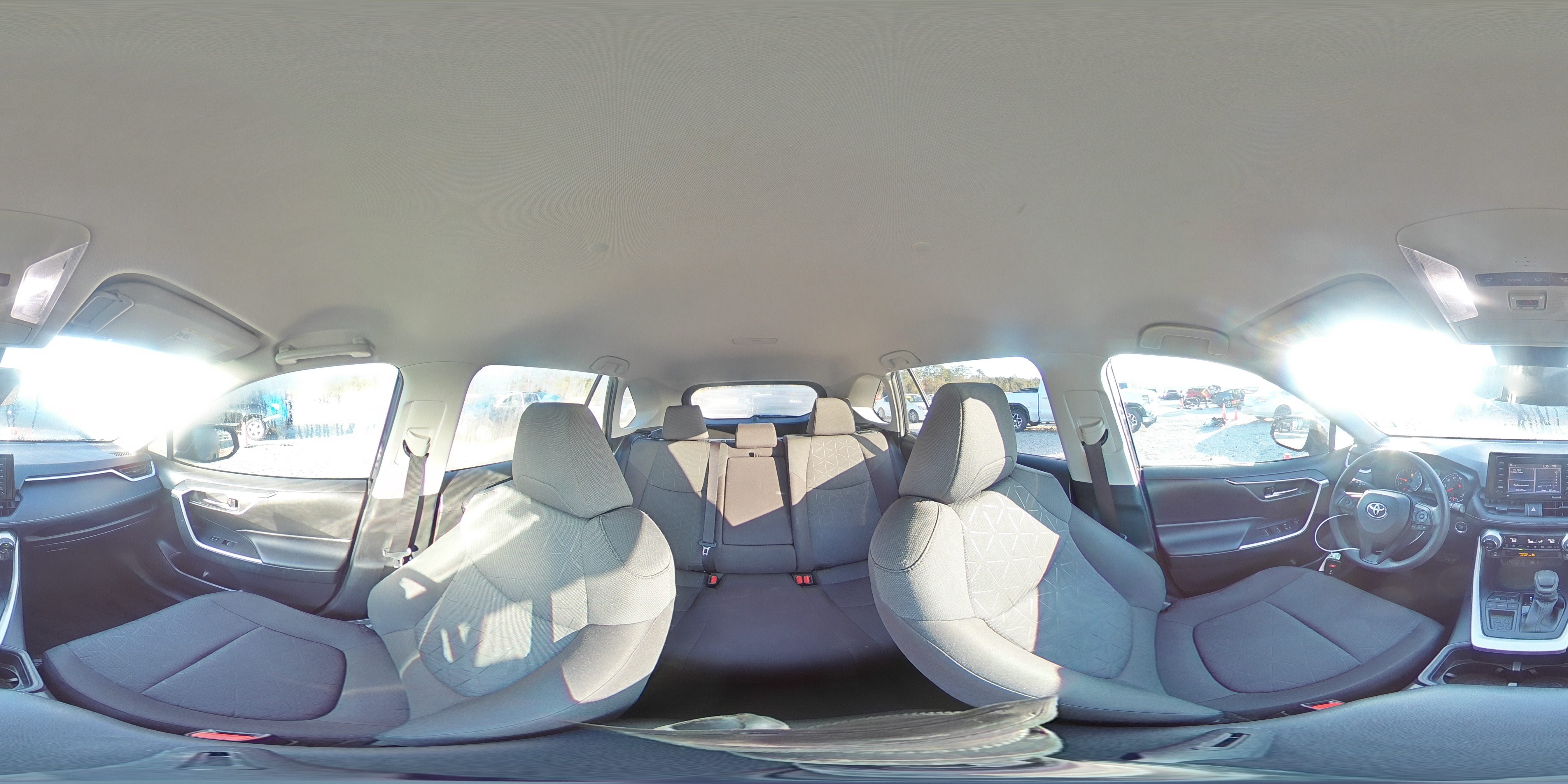 2022 Toyota RAV 4 - Image 16