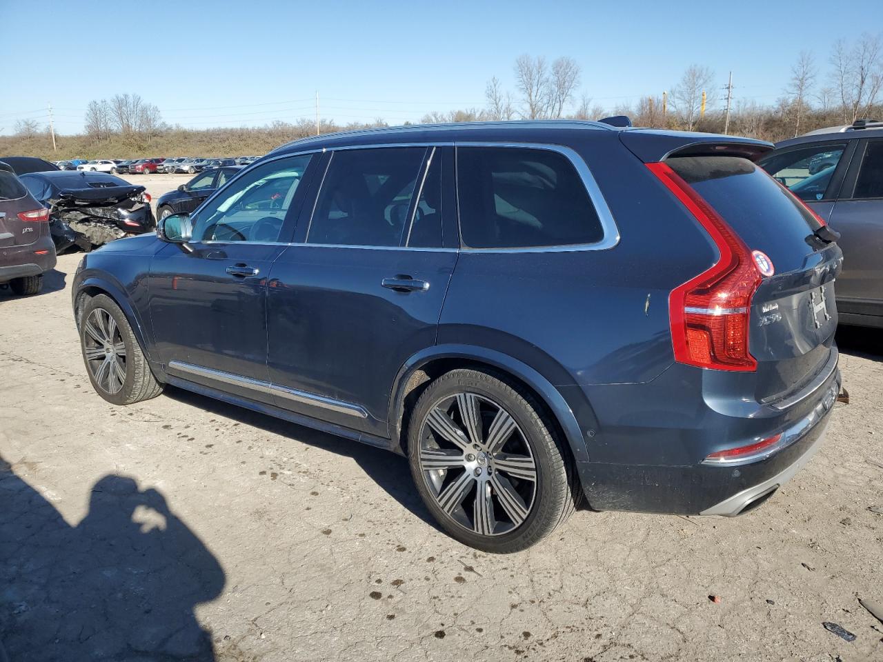 2021 Volvo XC90 - Image 2