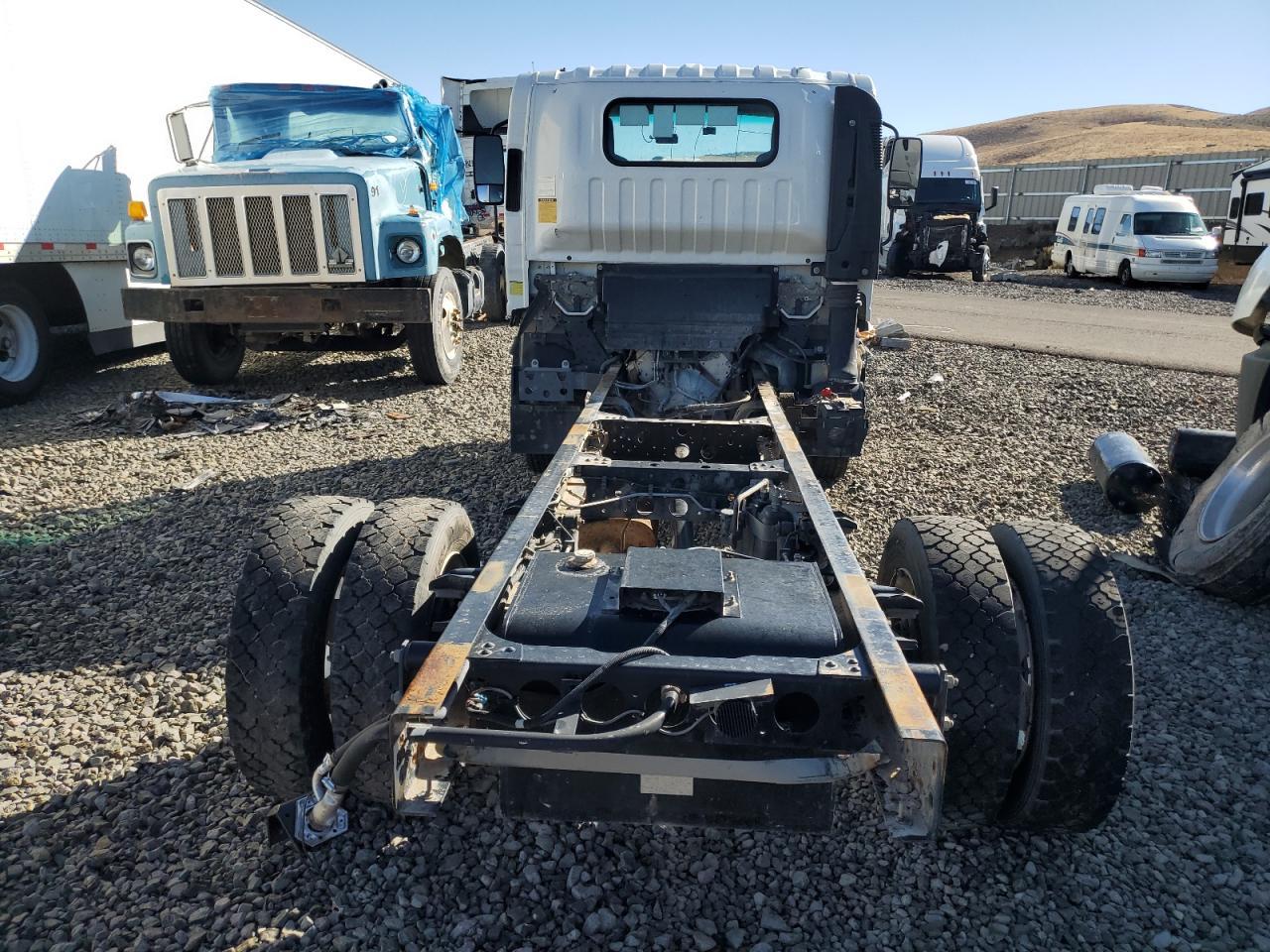 2016 Isuzu Npr Hd VIN: 54DC4W1B0GS810971 Lot: 84239974