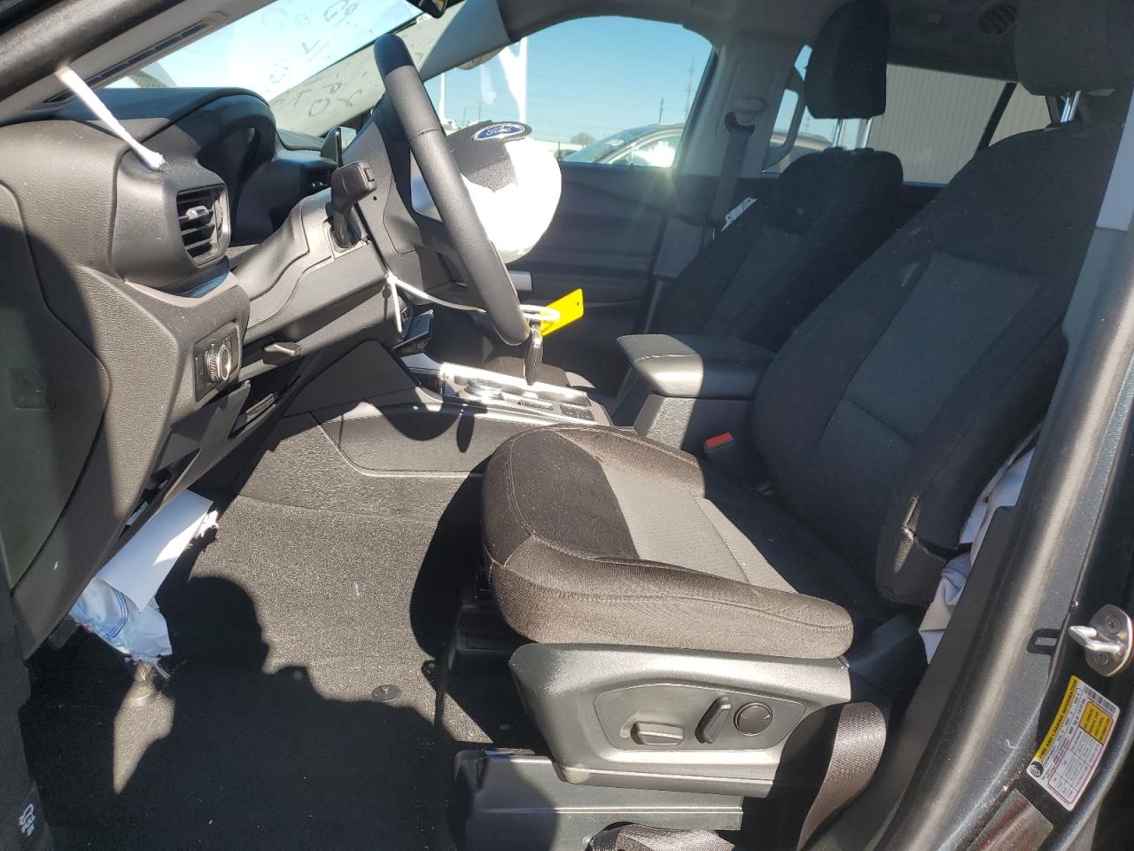 2023 Ford Explorer - Image 7