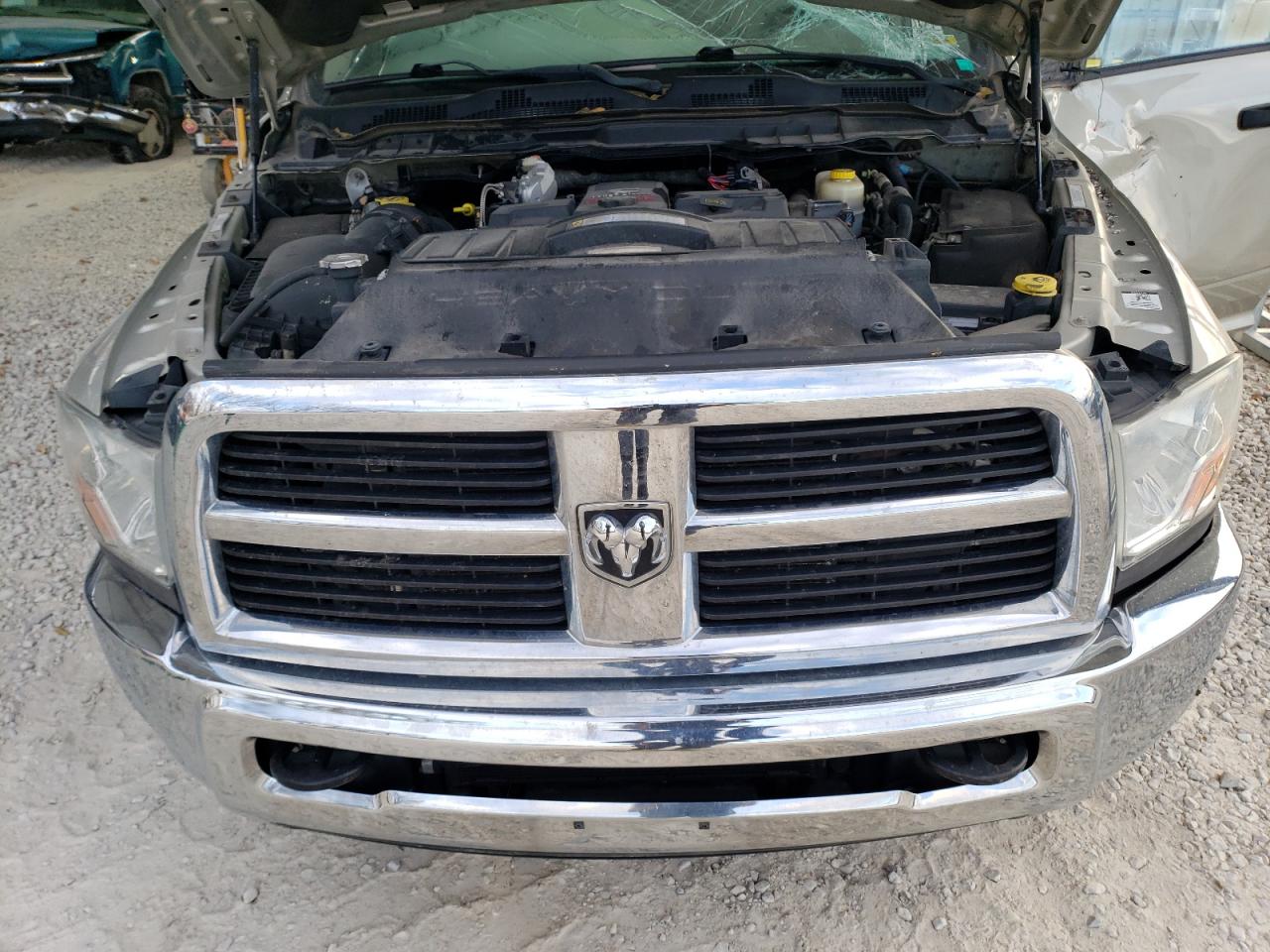 2010 Dodge RAM - Image 12