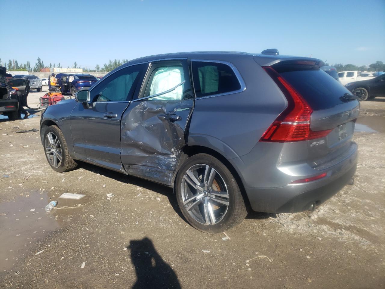 YV4102DK9M1820389 2021 VOLVO XC60 - Image 2