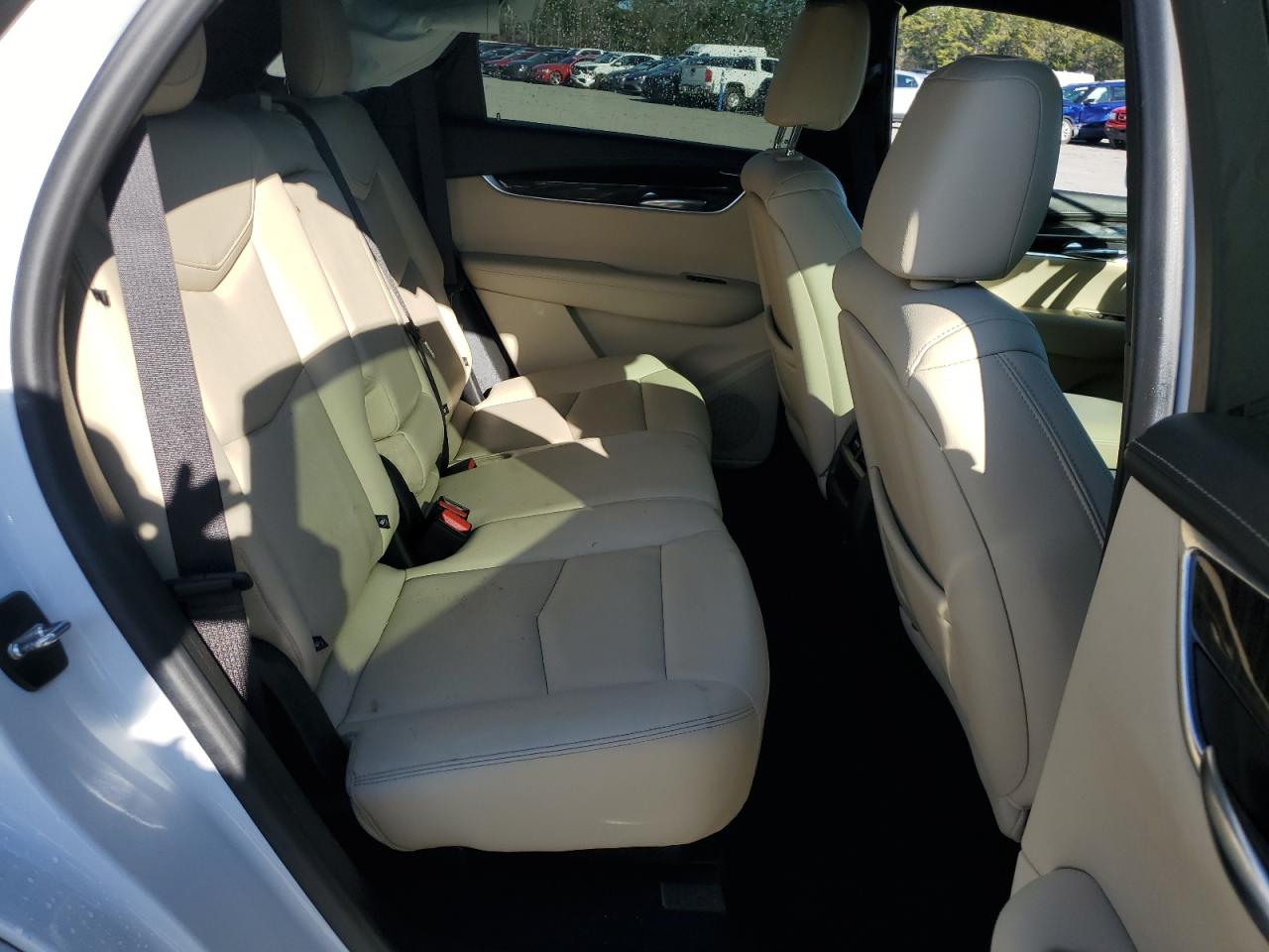 2018 Cadillac XT5 - Image 11