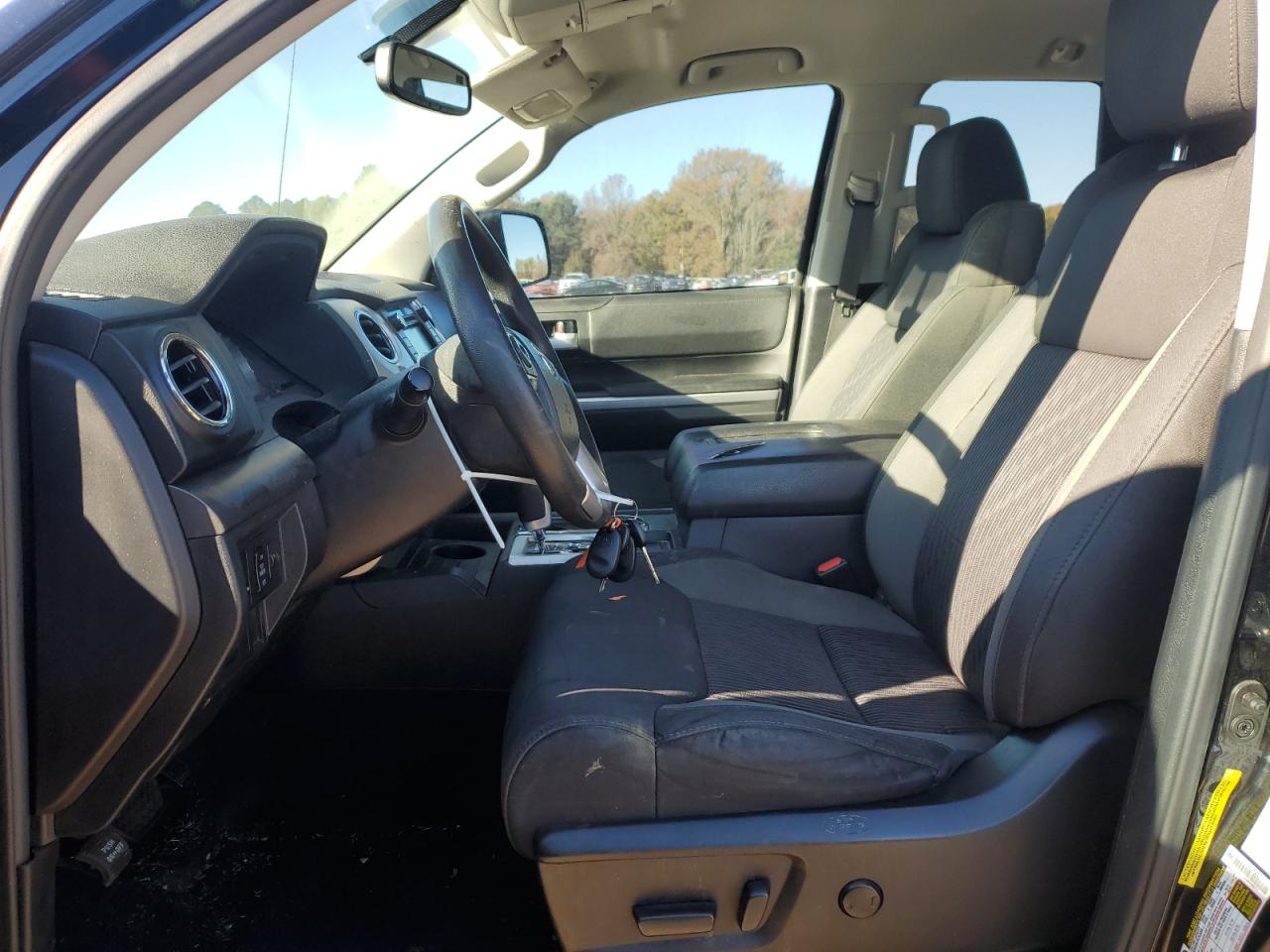 2017 Toyota Tundra - Image 7