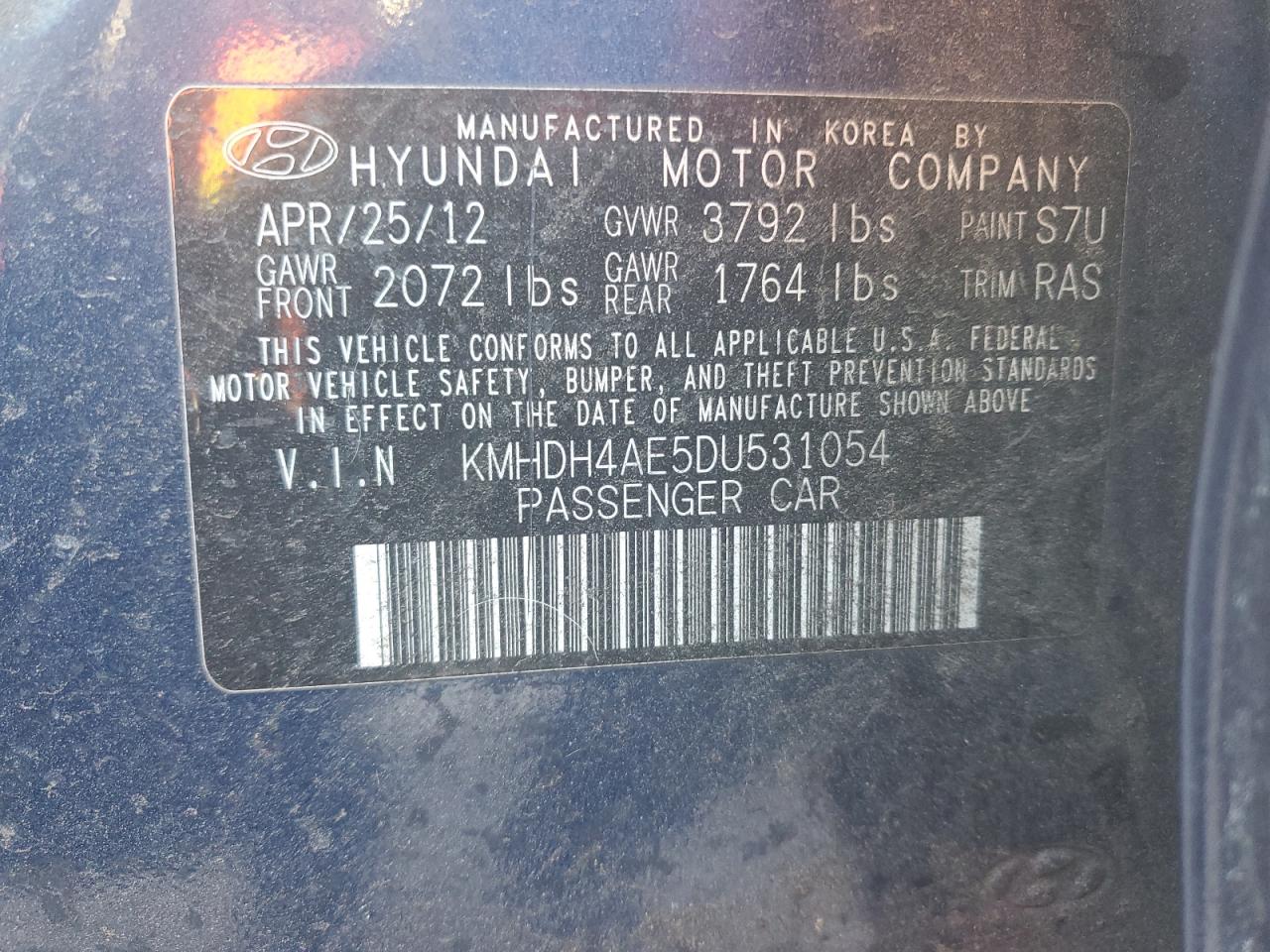 2013 Hyundai Elantra - Image 12