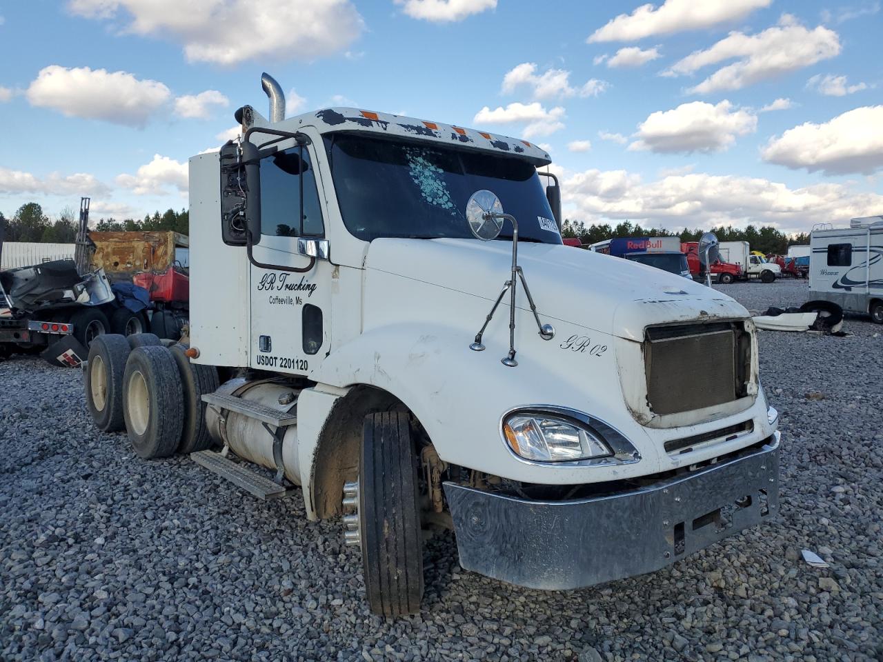 2007 Freightliner Conventional Columbia იყიდება Memphis-ში, TN - Burn