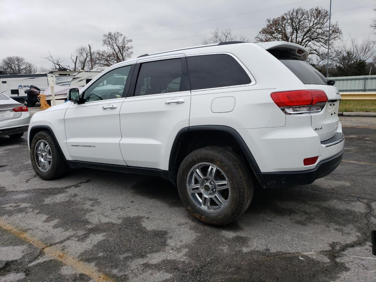 2015 Jeep Grand Cherokee - Image 2