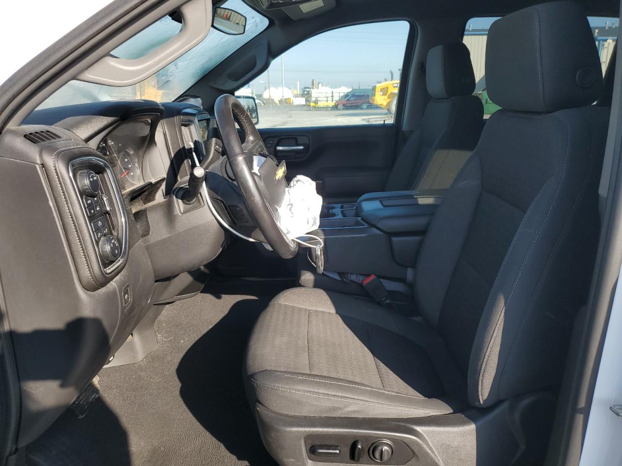 2020 Chevrolet Silverado - Image 7