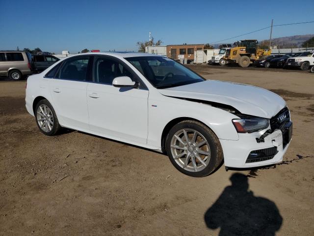  AUDI A4 2015 White