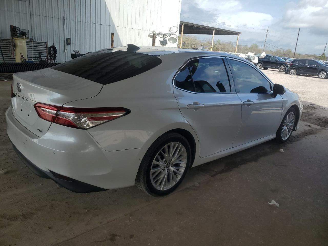 2018 Toyota Camry - Image 3