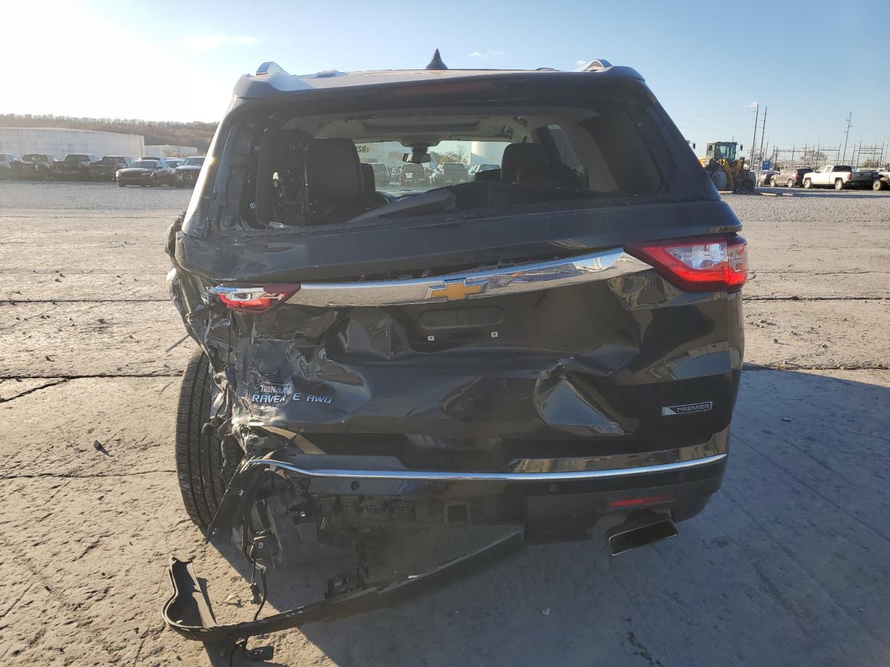 VIN 1GNEVJKW8JJ267100 2018 CHEVROLET TRAVERSE no.6