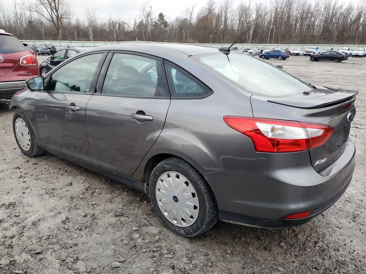 VIN 1FADP3F23EL217108 2014 FORD FOCUS no.2