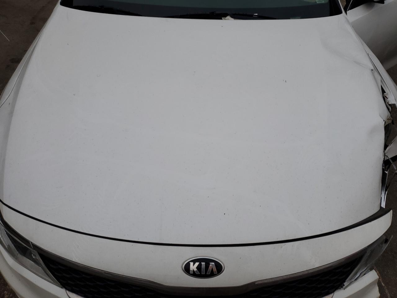 2018 Kia Optima - Image 11