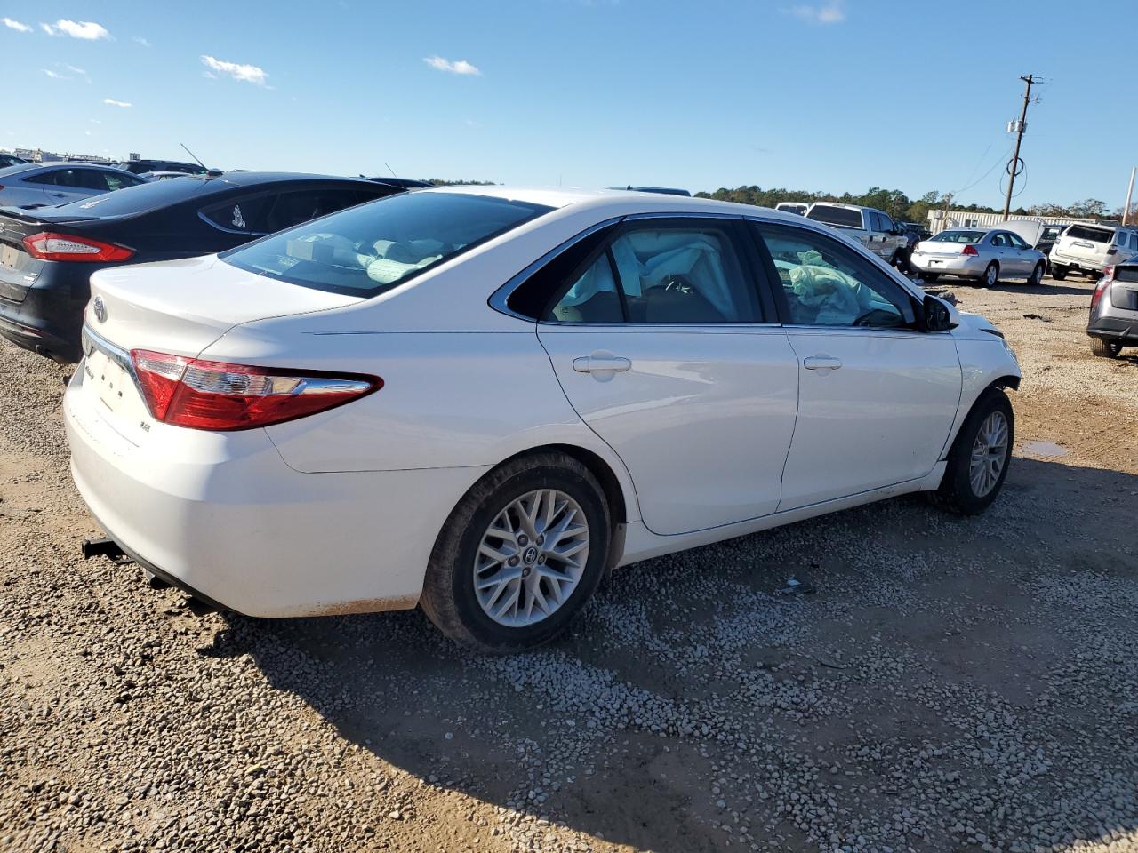 2016 Toyota Camry - Image 3