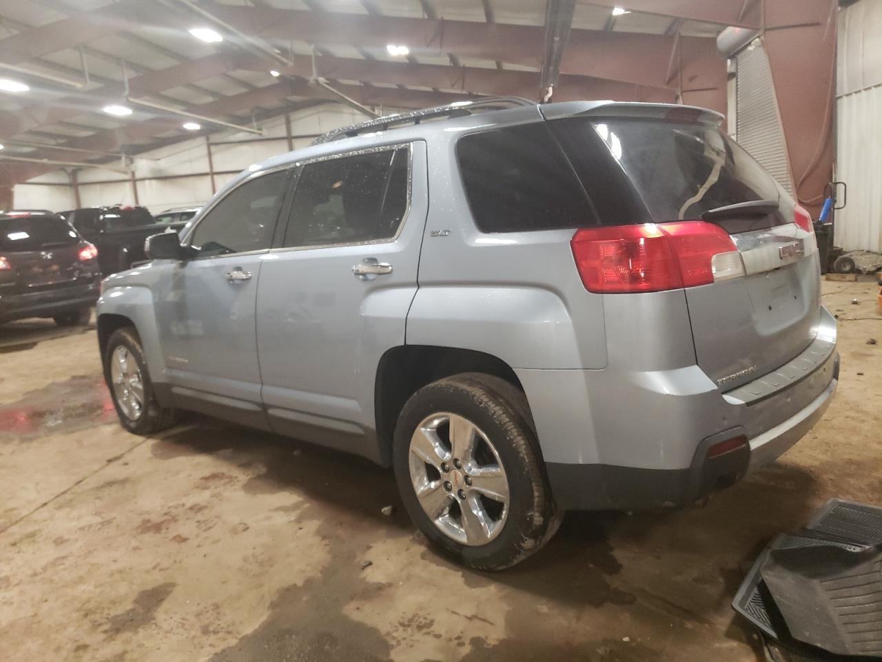 2015 GMC Terrain - Image 2