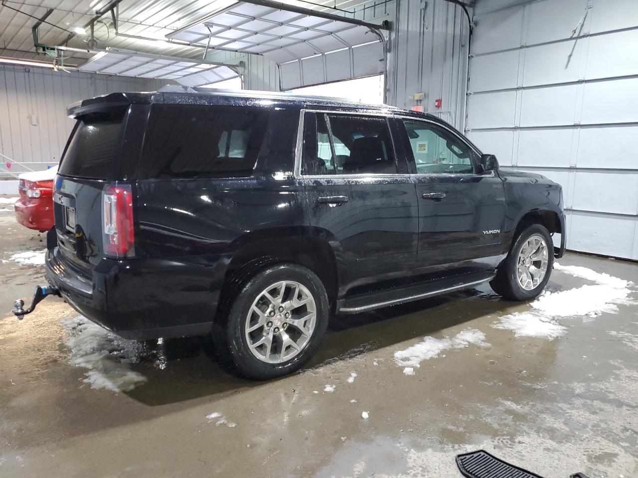2018 GMC Yukon - Image 3