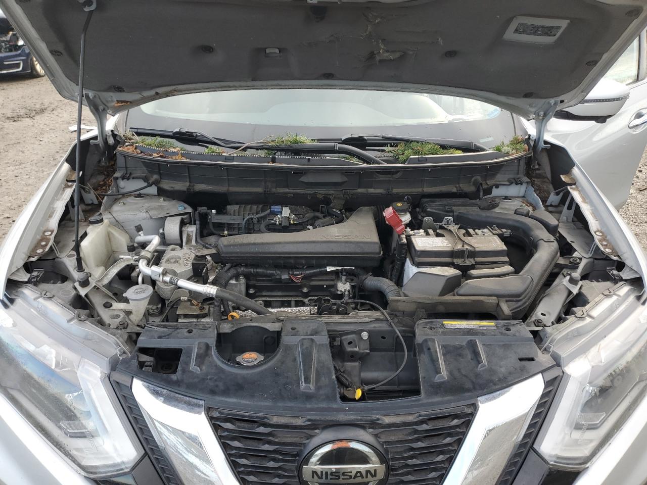 2019 Nissan Rogue - Image 12