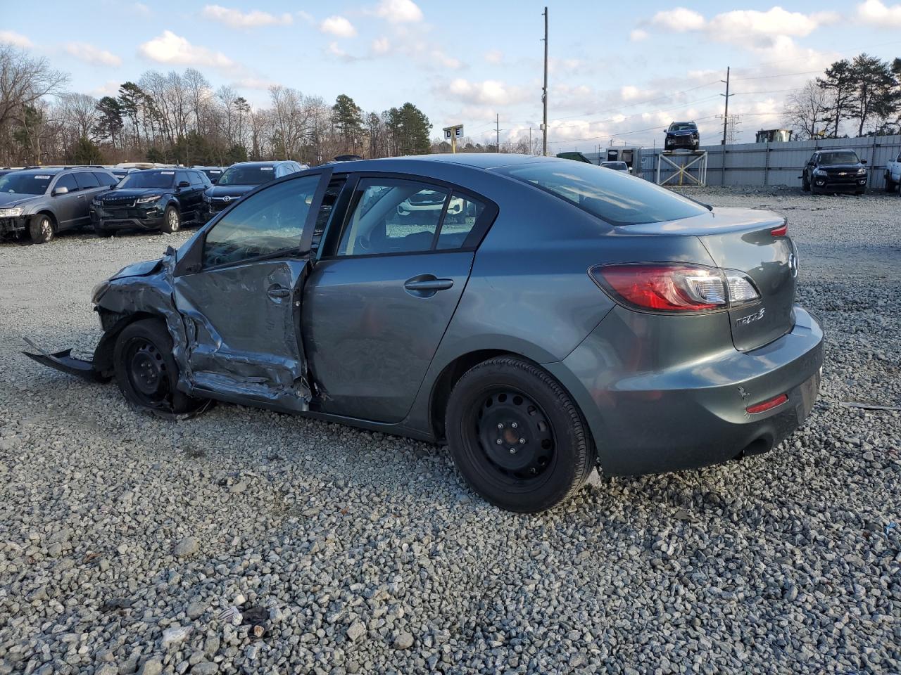 2013 Mazda 3 - Image 2
