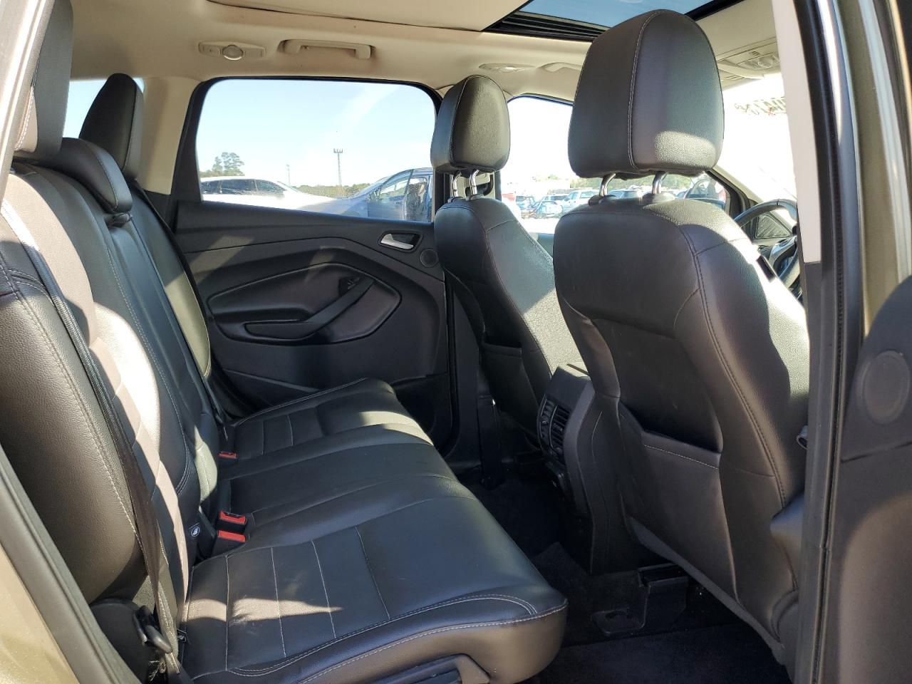 2014 Ford Escape - Image 11