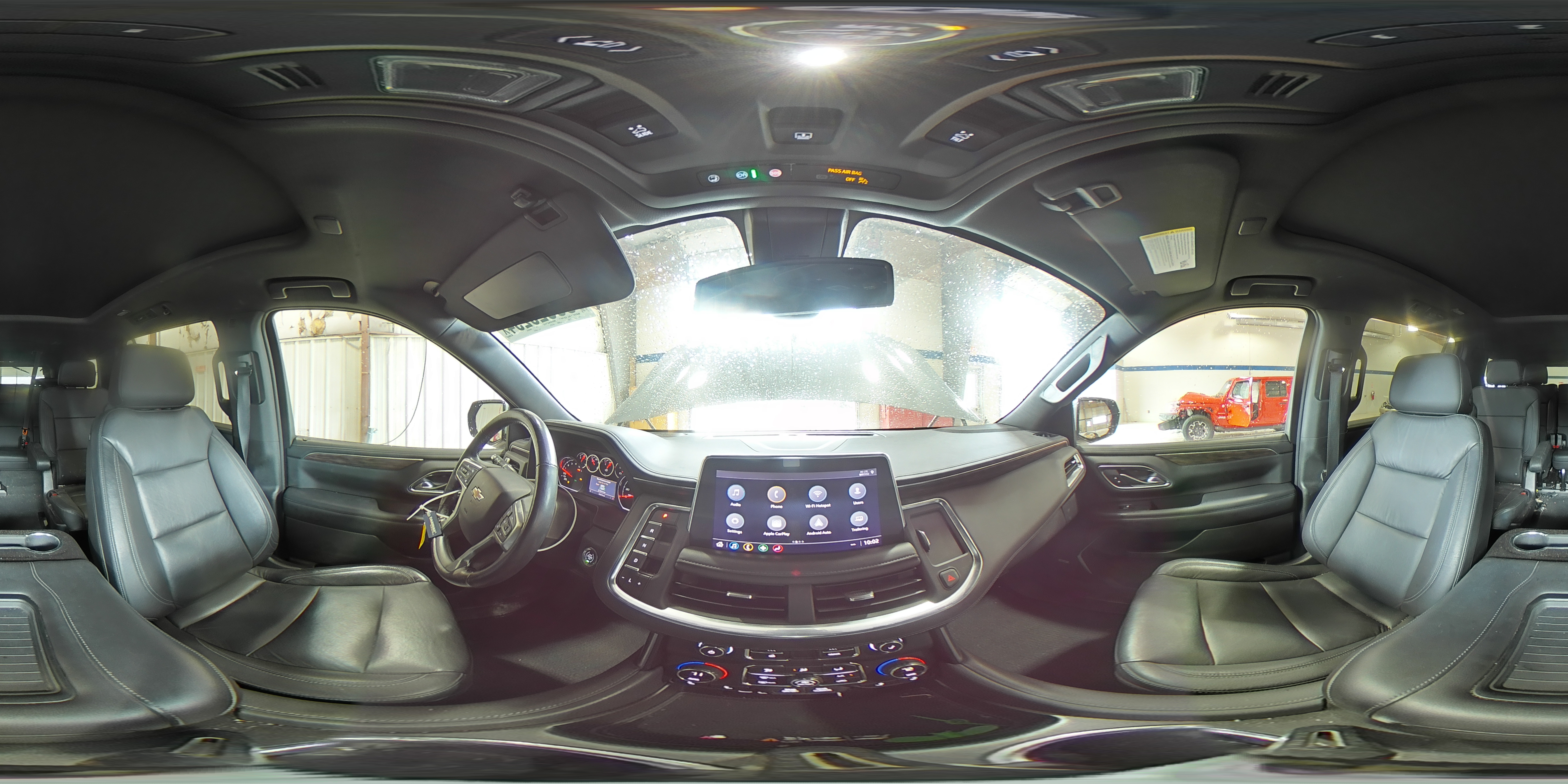 2021 Chevrolet Suburban - Image 14
