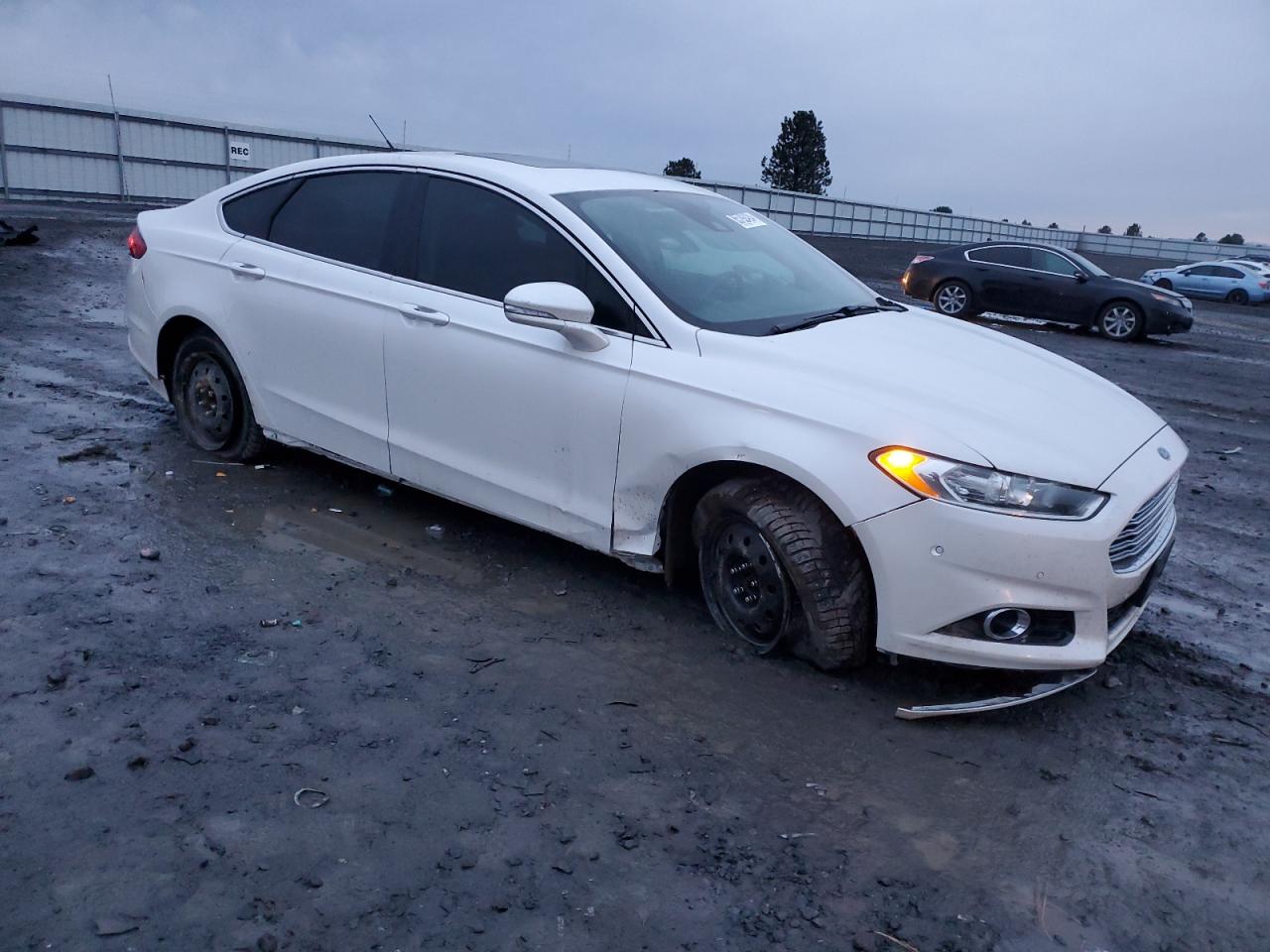 VIN 3FA6P0LU5DR202560 2013 FORD FUSION no.4