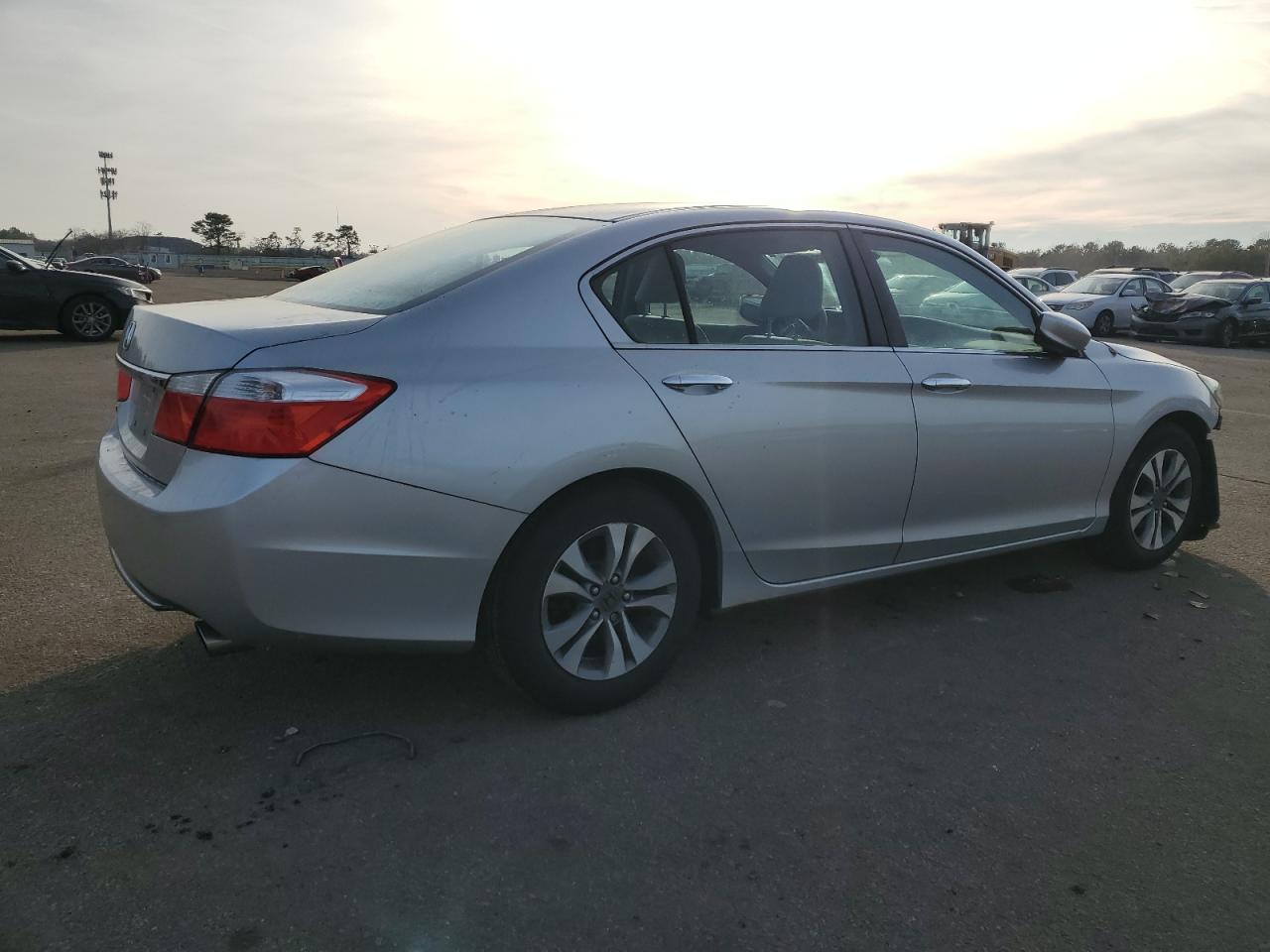 VIN 1HGCR2F33DA252164 2013 HONDA ACCORD no.3