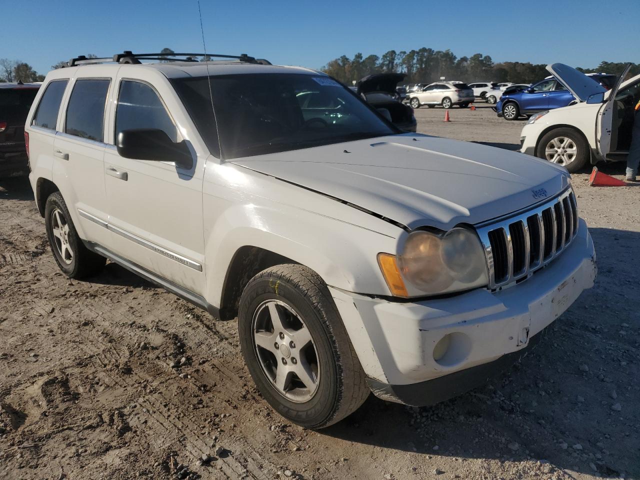 2005 Jeep Grand Cherokee - Image 4