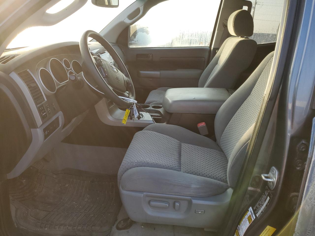 2010 Toyota Tundra - Image 7