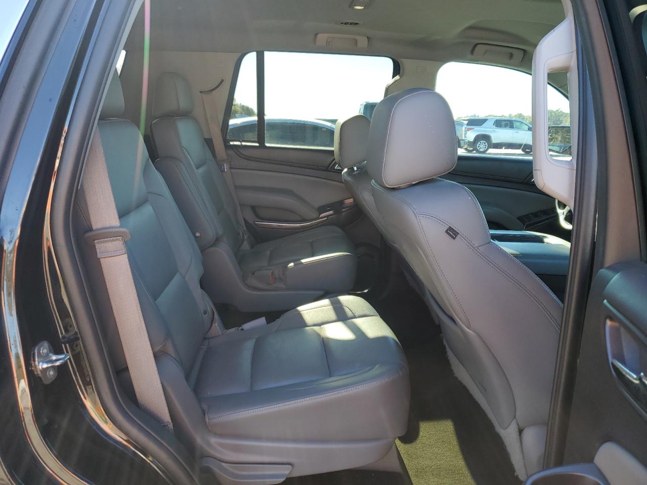 2015 Chevrolet Tahoe - Image 11
