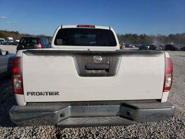 Pickups NISSAN FRONTIER 2015 White