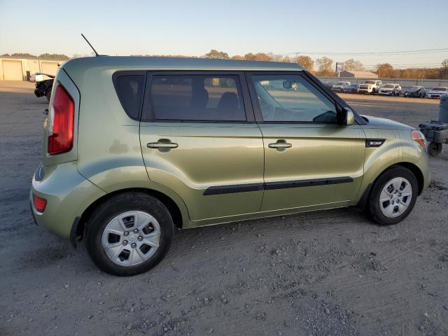 Паркетники KIA SOUL 2012 Зелений