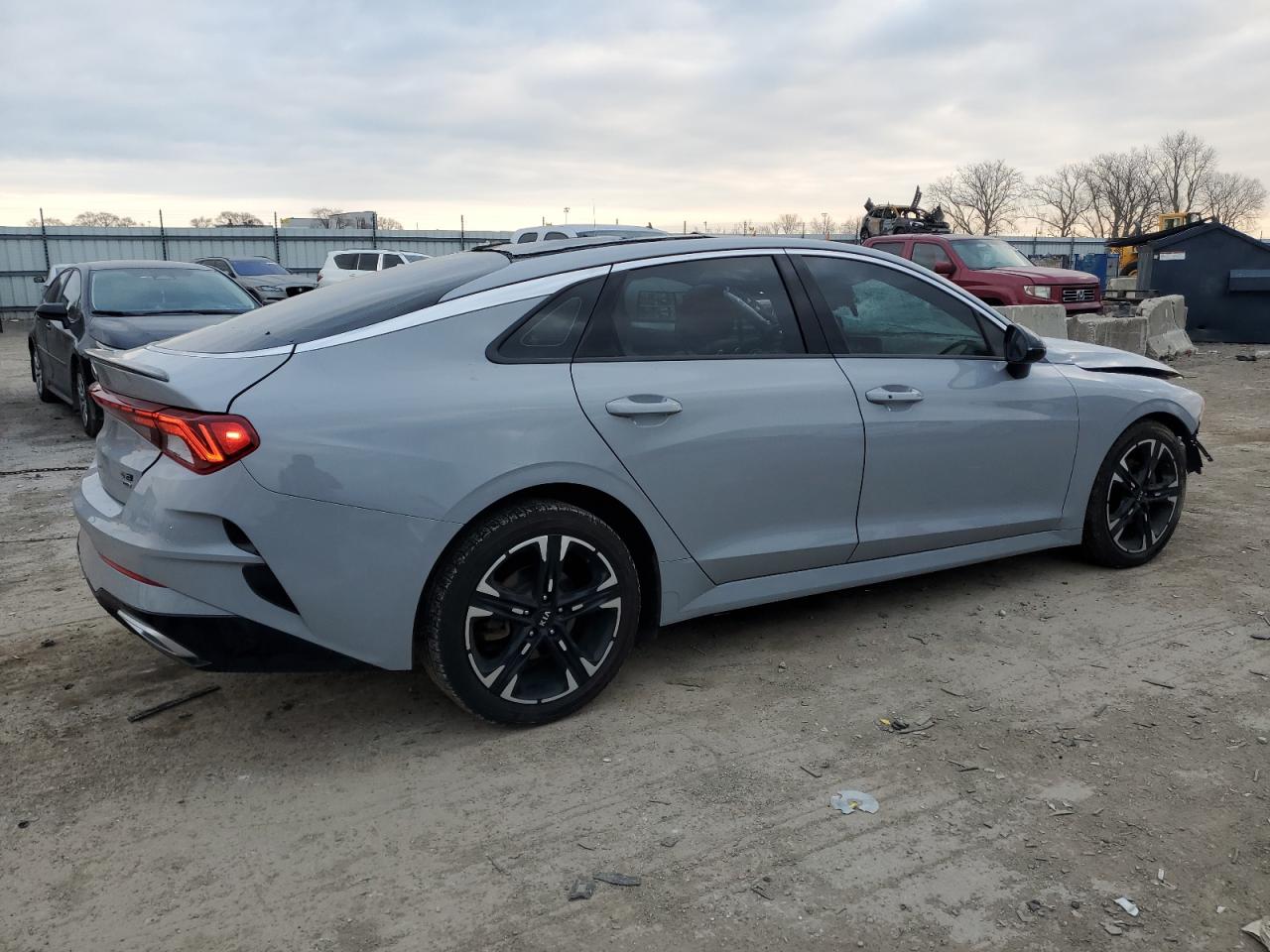 2021 Kia K5 - Image 3